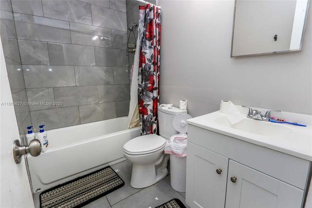 520 NW 7th Ave, Florida City, FL 33034