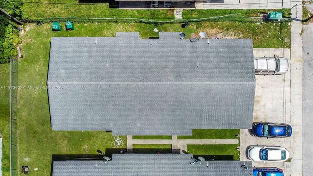 520 NW 7th Ave, Florida City, FL 33034