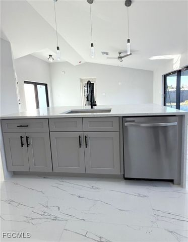 2610 NW 10th TER, Cape Coral, FL 33993