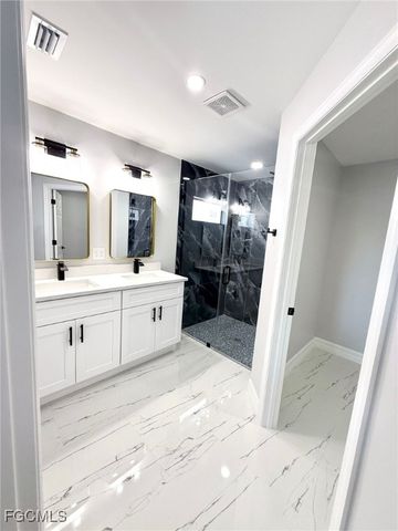 2610 NW 10th TER, Cape Coral, FL 33993