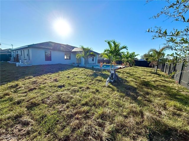 2610 NW 10th TER, Cape Coral, FL 33993