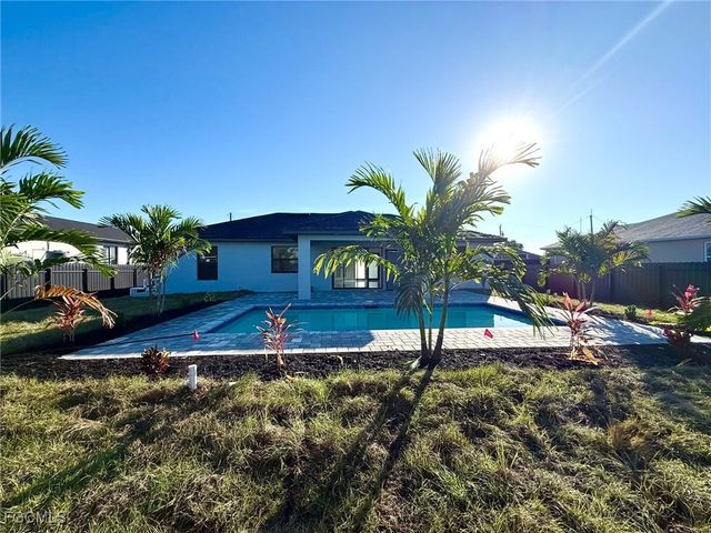 2610 NW 10th TER, Cape Coral, FL 33993