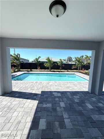 2610 NW 10th TER, Cape Coral, FL 33993