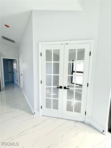 2610 NW 10th TER, Cape Coral, FL 33993