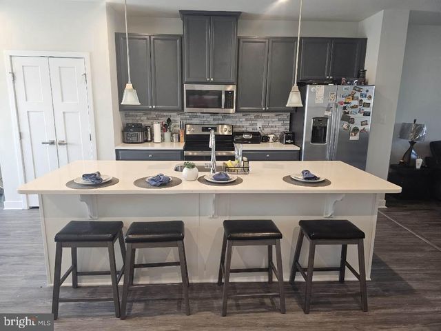 108 FREEDOM WAY, Sicklerville, NJ 08081