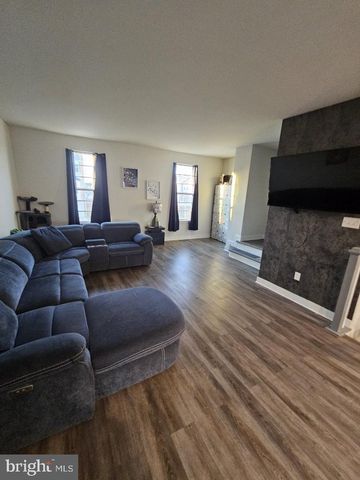 108 FREEDOM WAY, Sicklerville, NJ 08081