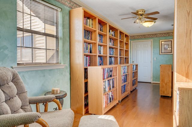 9223 Sunny Shore Lane, Chattanooga, TN 37416