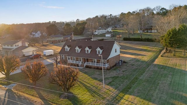 9223 Sunny Shore Lane, Chattanooga, TN 37416