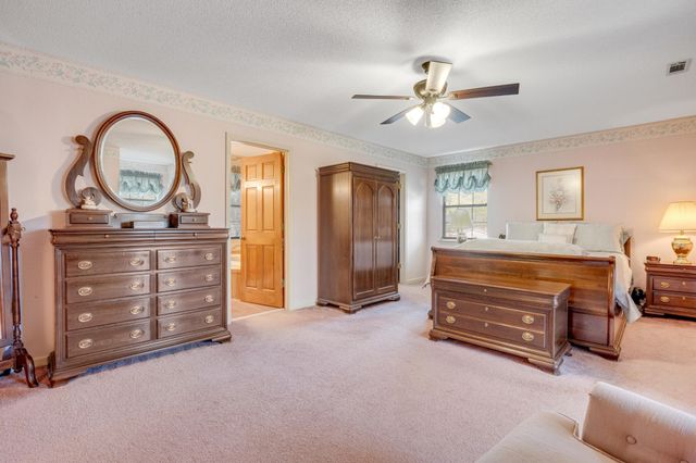 9223 Sunny Shore Lane, Chattanooga, TN 37416