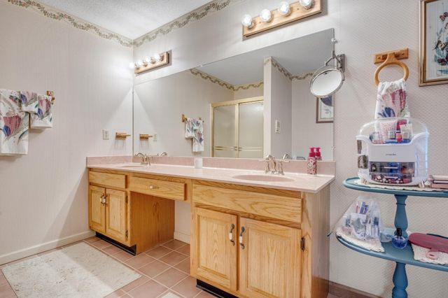 9223 Sunny Shore Lane, Chattanooga, TN 37416