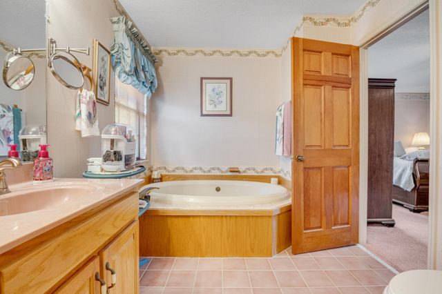 9223 Sunny Shore Lane, Chattanooga, TN 37416