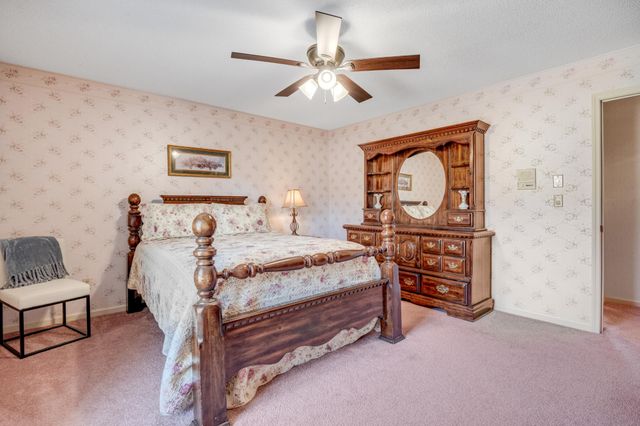 9223 Sunny Shore Lane, Chattanooga, TN 37416