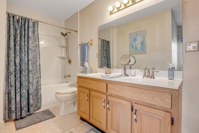 9223 Sunny Shore Lane, Chattanooga, TN 37416