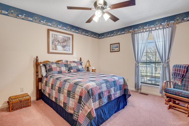 9223 Sunny Shore Lane, Chattanooga, TN 37416