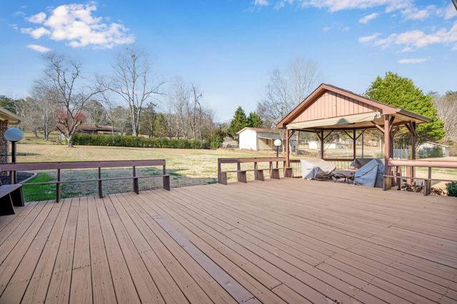 9223 Sunny Shore Lane, Chattanooga, TN 37416
