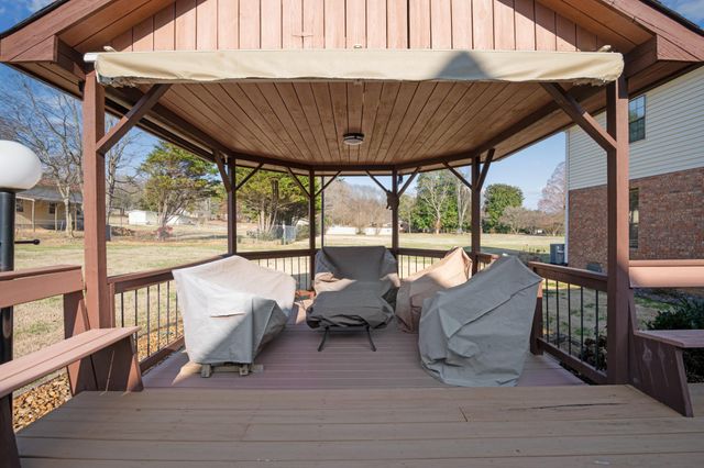 9223 Sunny Shore Lane, Chattanooga, TN 37416