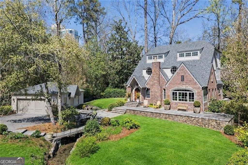 120 Peachtree Way NE, Atlanta, GA 30305