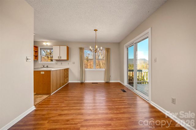 77 Chestnut Street, Tryon, NC 28782