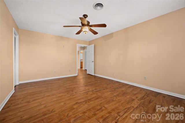 77 Chestnut Street, Tryon, NC 28782