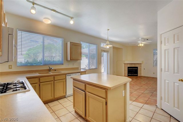 2226 LIPARI Court, Las Vegas, NV 89123