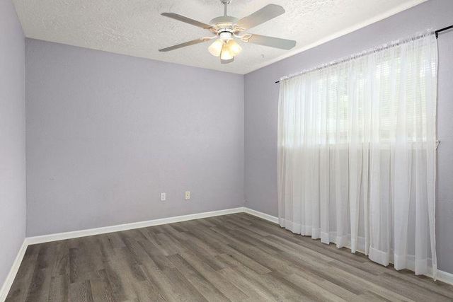 4609 S Flamingo Drive, Seabrook, TX 77586