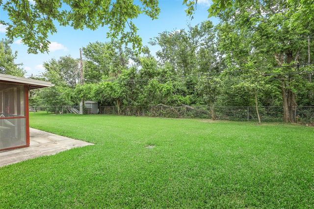 4609 S Flamingo Drive, Seabrook, TX 77586