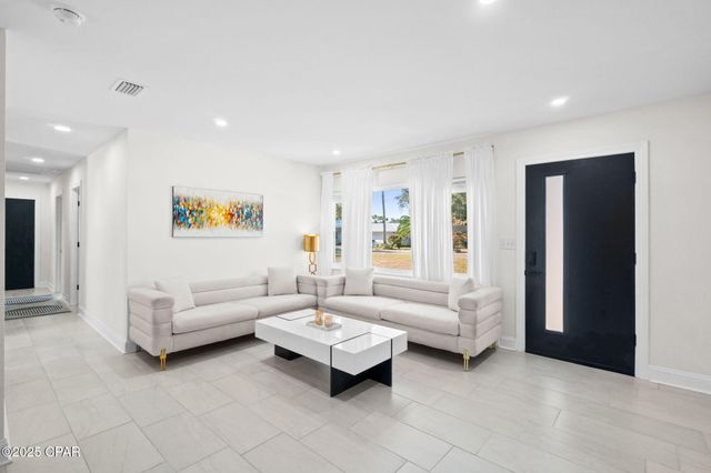 716 Florida Avenue, Panama City, FL 32401