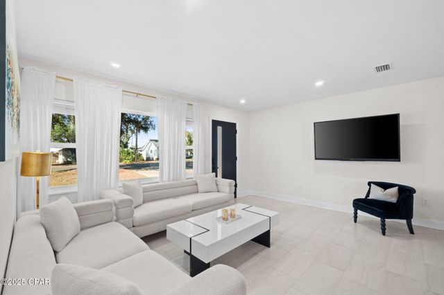 716 Florida Avenue, Panama City, FL 32401