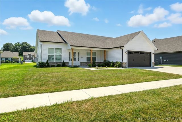 8107 Palermo Trail, Sellersburg, IN 47172