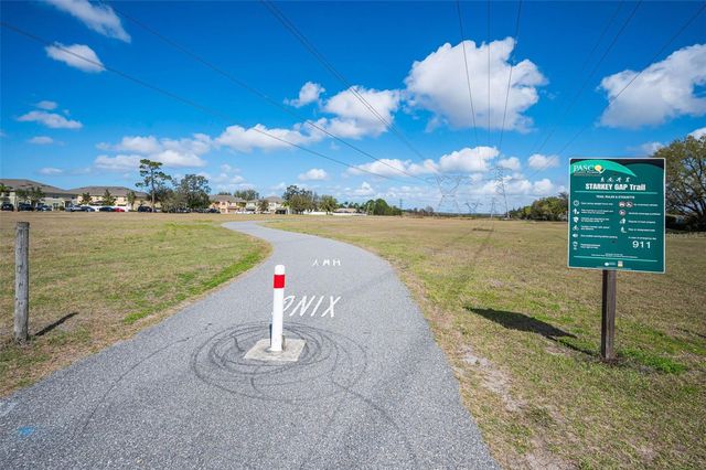 9755 TRUMPET VINE LOOP, New Port Richey, FL 34655