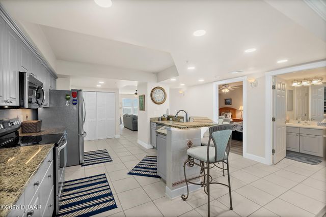 2055 S Atlantic Ave Apt 1006, Daytona Beach Shores, FL 32118