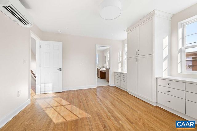 809 EAST JEFFERSON ST, Charlottesville, VA 22902