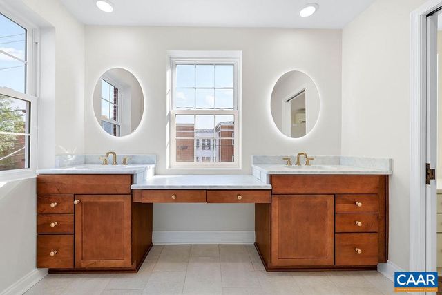809 EAST JEFFERSON ST, Charlottesville, VA 22902