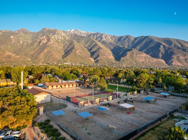 10750 S DIMPLE DELL DR, Sandy, UT 84092