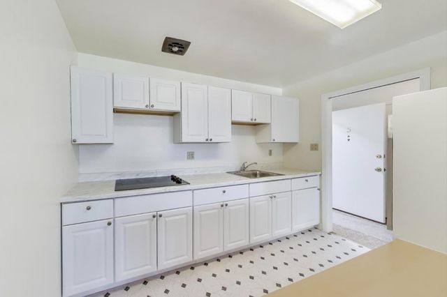 100 Millbrae Avenue, Millbrae, CA 94030