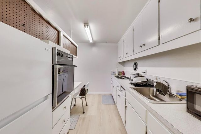 100 Millbrae Avenue, Millbrae, CA 94030