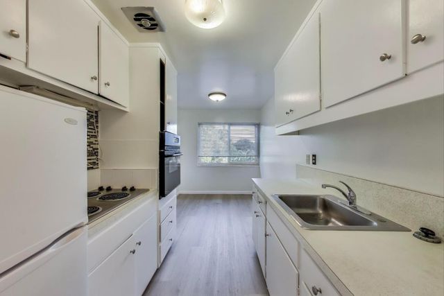 100 Millbrae Avenue, Millbrae, CA 94030