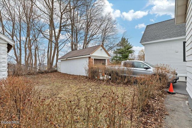 72 Grandview Terrace, Albany, NY 12202