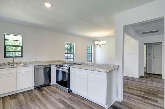 513 Mayford Street, Houston, TX 77076