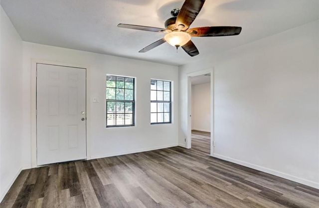 513 Mayford Street, Houston, TX 77076