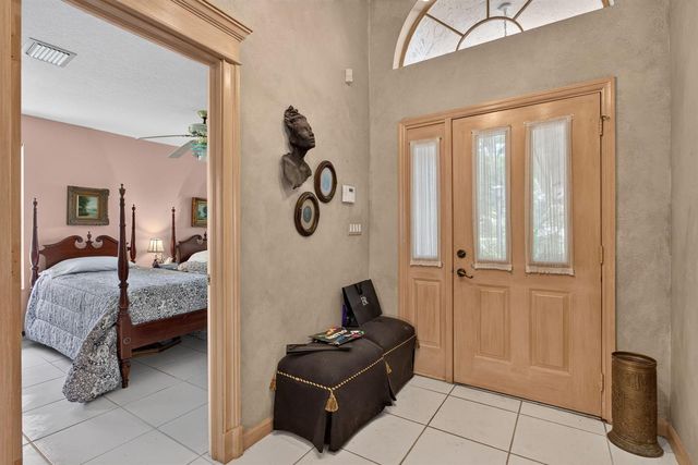 526 Misty Oaks Drive, Pompano Beach, FL 33069