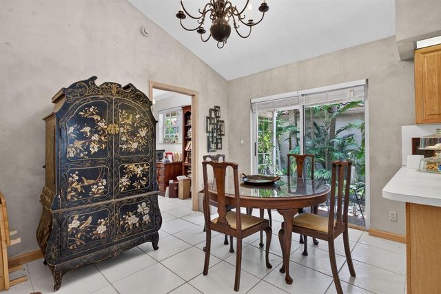 526 Misty Oaks Drive, Pompano Beach, FL 33069