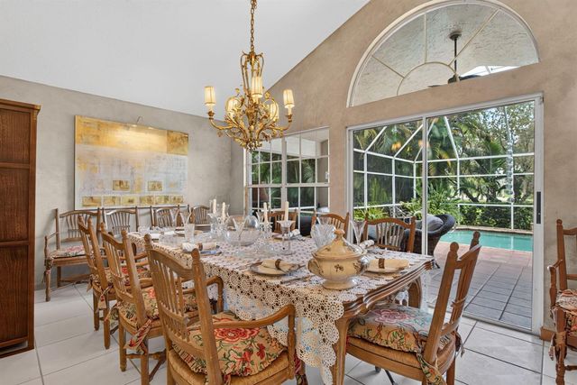 526 Misty Oaks Drive, Pompano Beach, FL 33069
