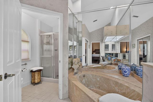 526 Misty Oaks Drive, Pompano Beach, FL 33069