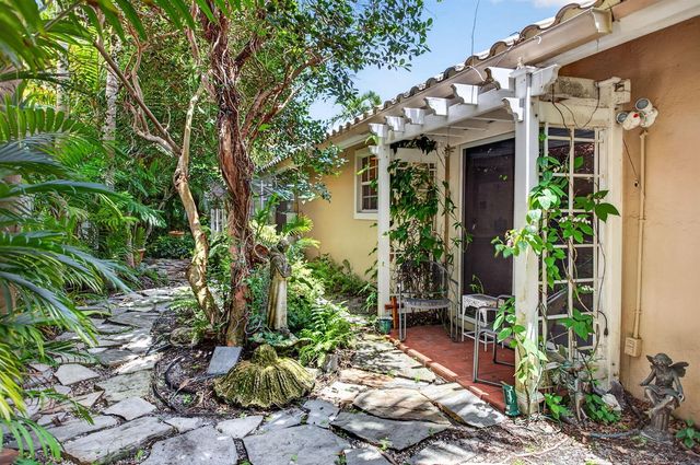 526 Misty Oaks Drive, Pompano Beach, FL 33069