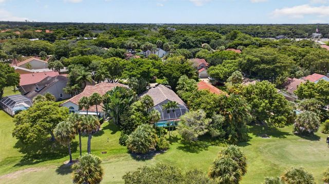 526 Misty Oaks Drive, Pompano Beach, FL 33069