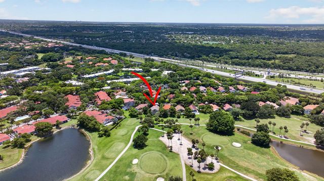526 Misty Oaks Drive, Pompano Beach, FL 33069