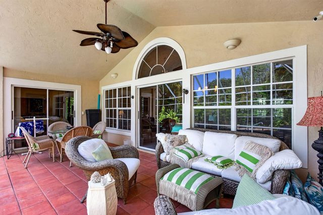 526 Misty Oaks Drive, Pompano Beach, FL 33069