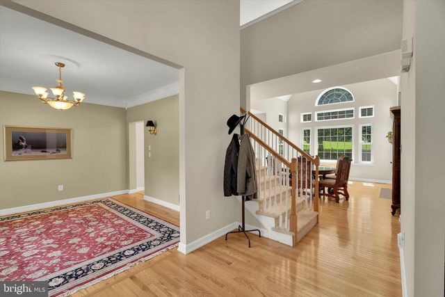 8 SWEET BRIAR RD, Coatesville, PA 19320