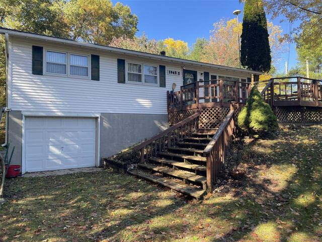 1945 S 200th Avenue, Hesperia, MI 49421